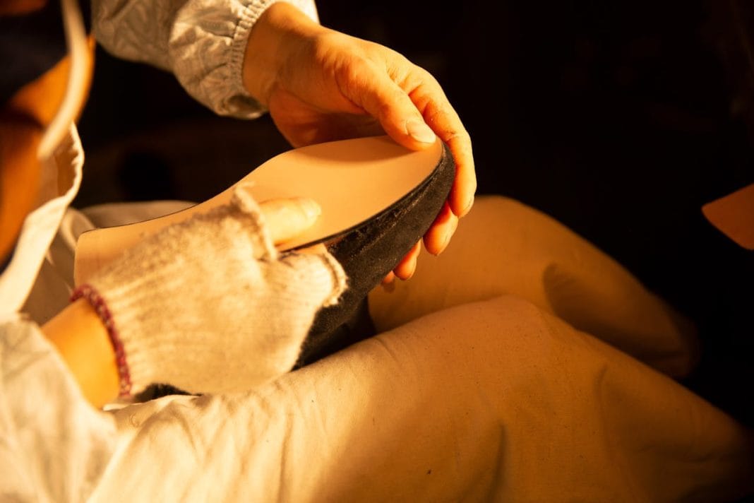 pexels-bella-zhong-3447405