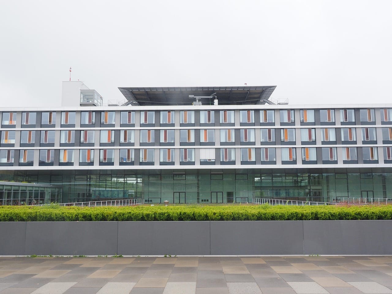 university-hospital-ulm-1366019_1280